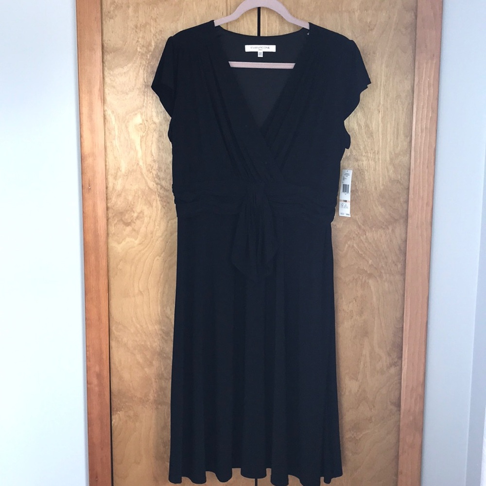 14W Black Dress